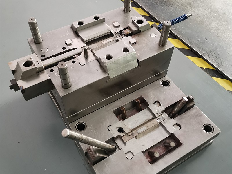 話(huà)筒壓鑄模具